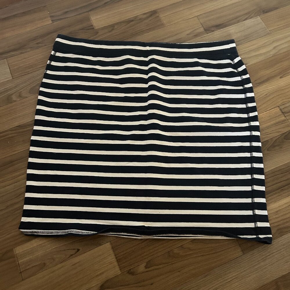 Striped, stretchy skirt from Old Navy (XL)